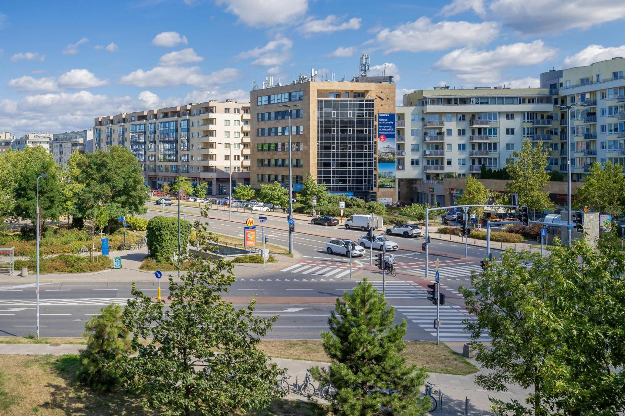Spacious 120 M From The Metro Station By Renters Apartament Warszawa